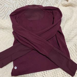 Women’s Lululemon run half zip. Burgundy. Size 6.